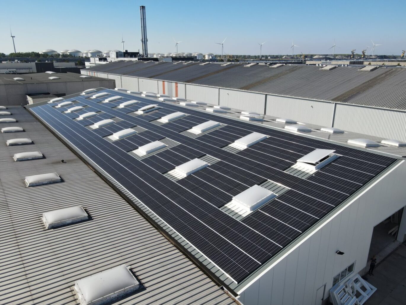 zonnepanelen in industriegebied